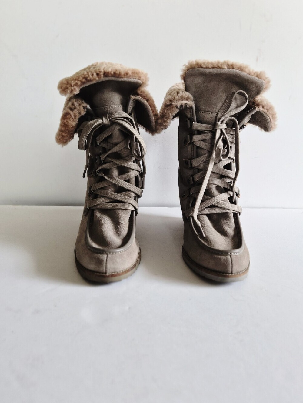 Charles David Taupe Gray Suede Lace Up Sherpa Boots Size 9.5 Boho Luxe - Picture 5 of 13